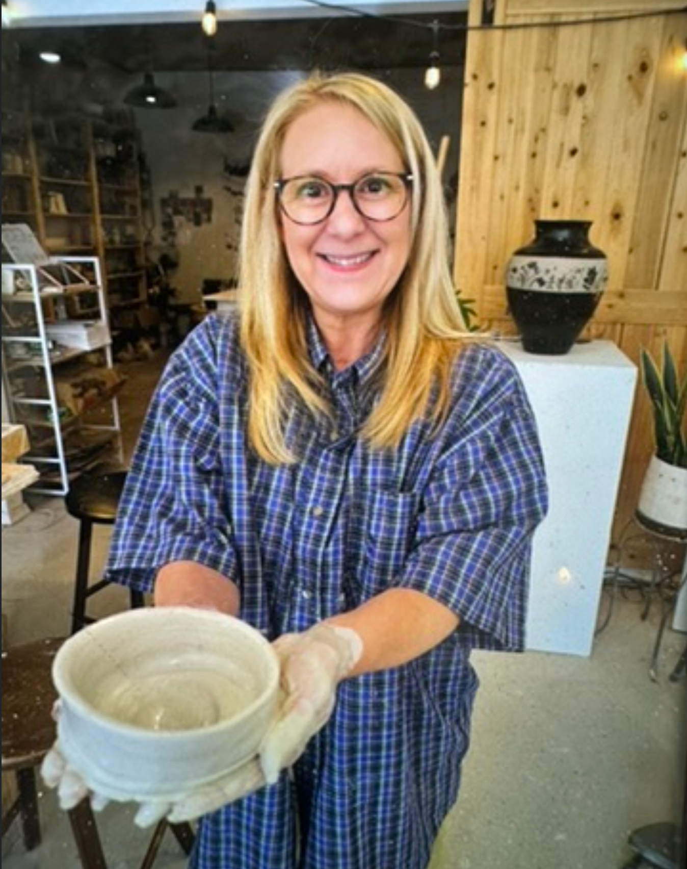 Make A Pot: Wheel Throwing | October 14th