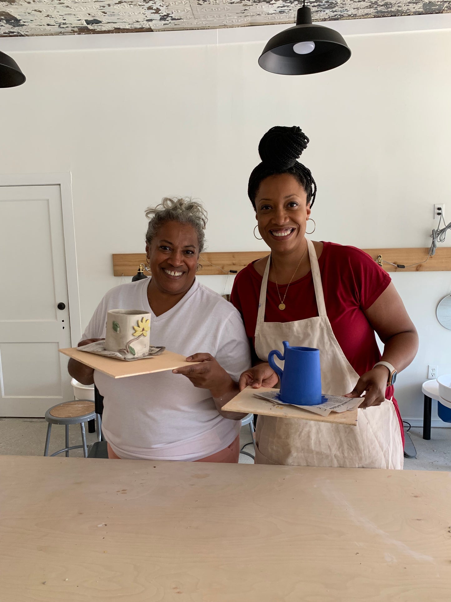 Mother's Day Make a Mug or Vase Class: May 11